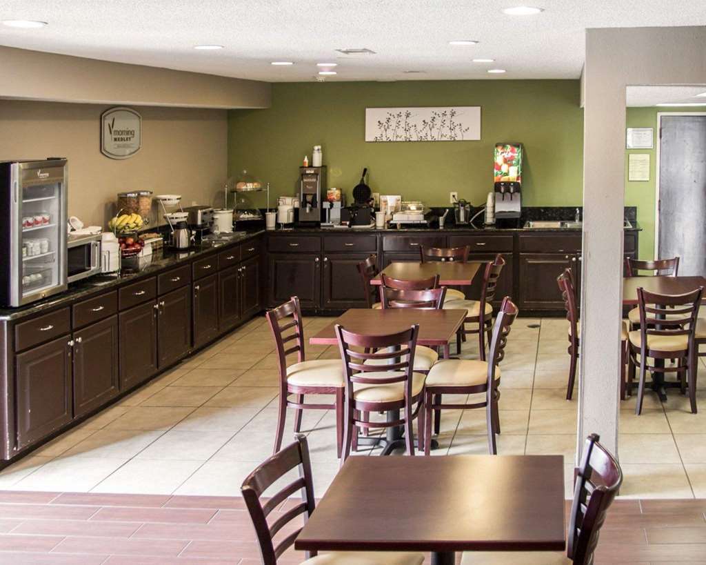 Sleep Inn I-95 North Savannah Port Wentworth Restaurant photo